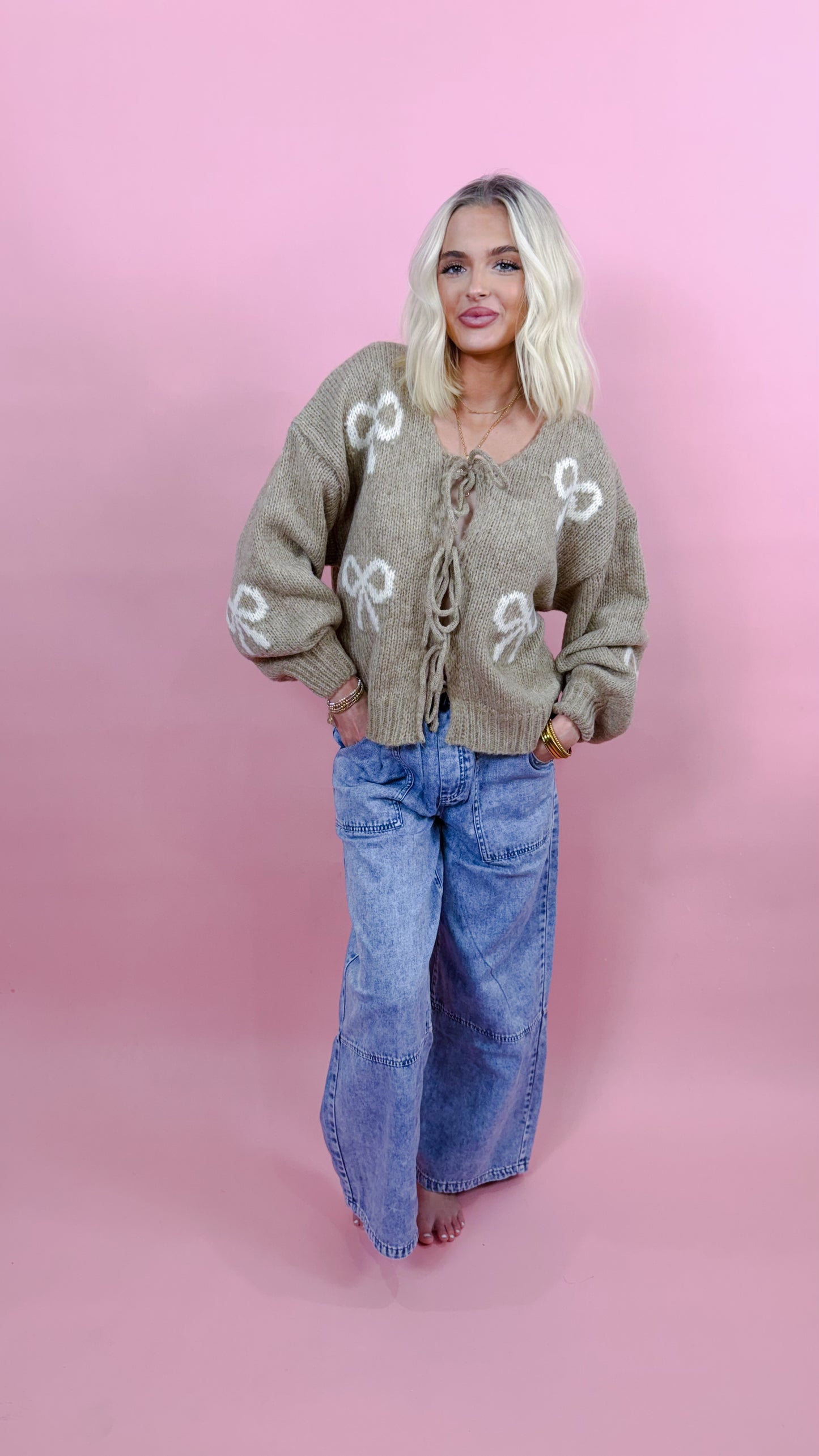 bow lane sweater