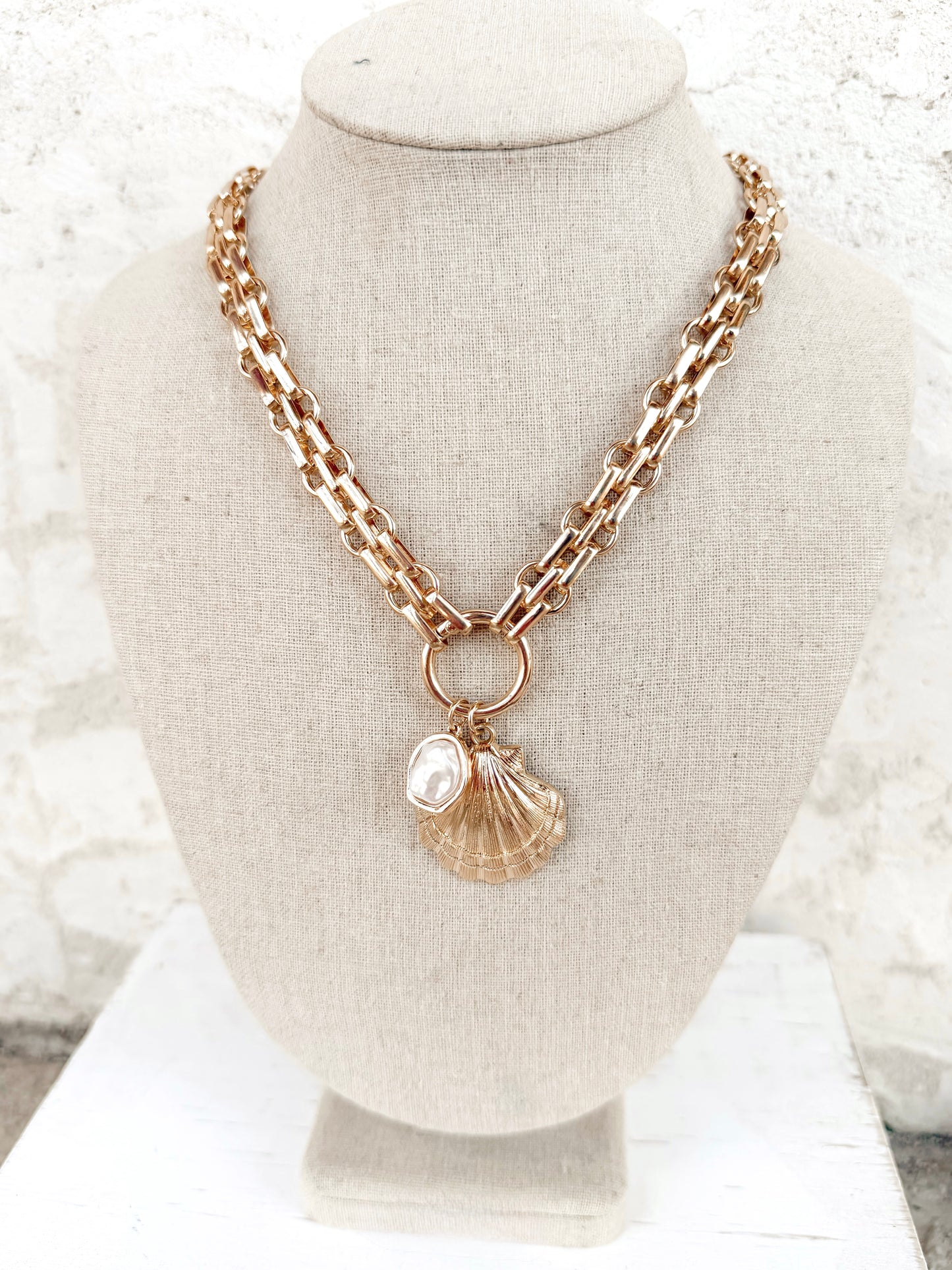 Pearly Girl Necklace