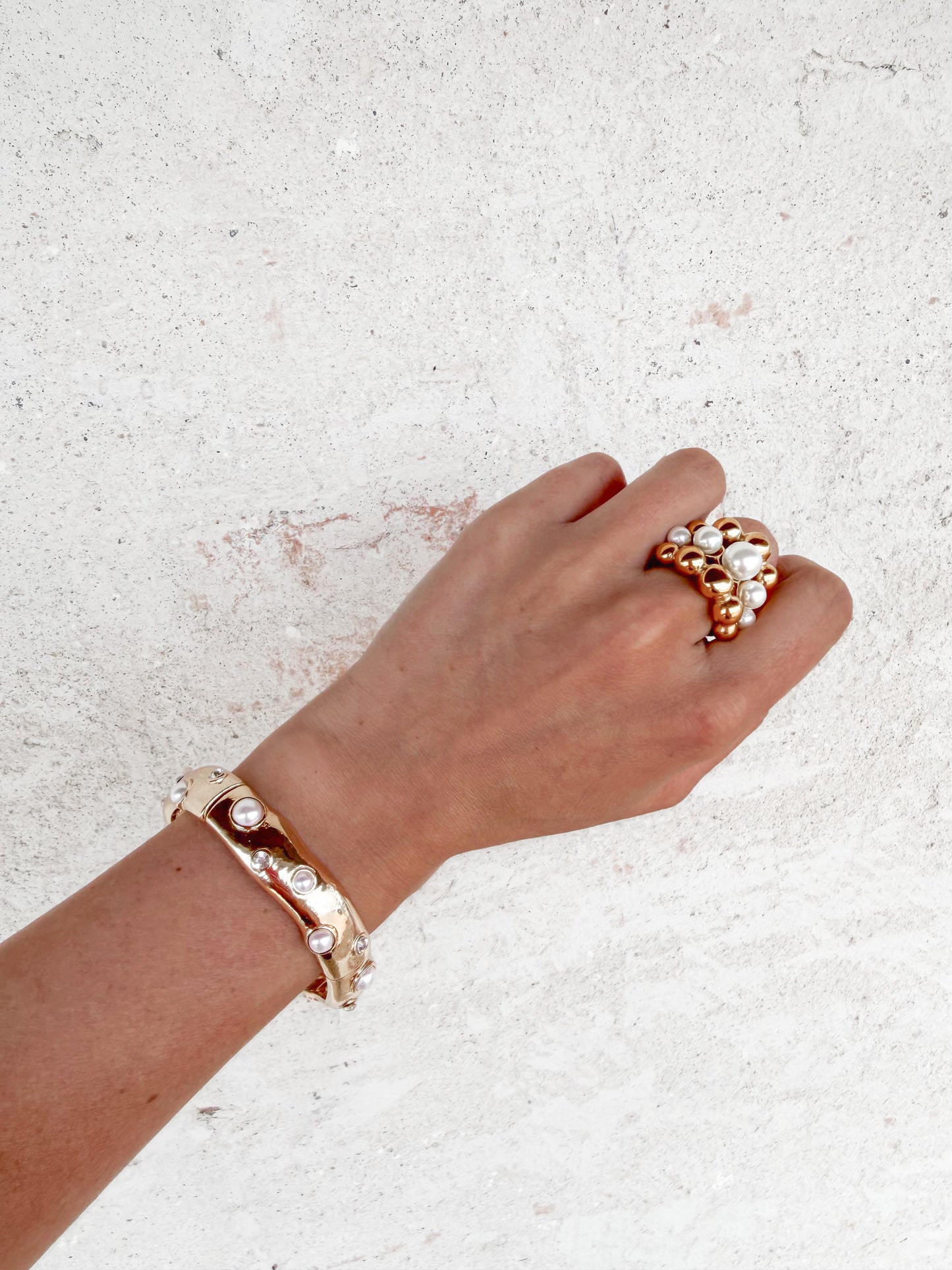 Pearl Stretch Bracelet