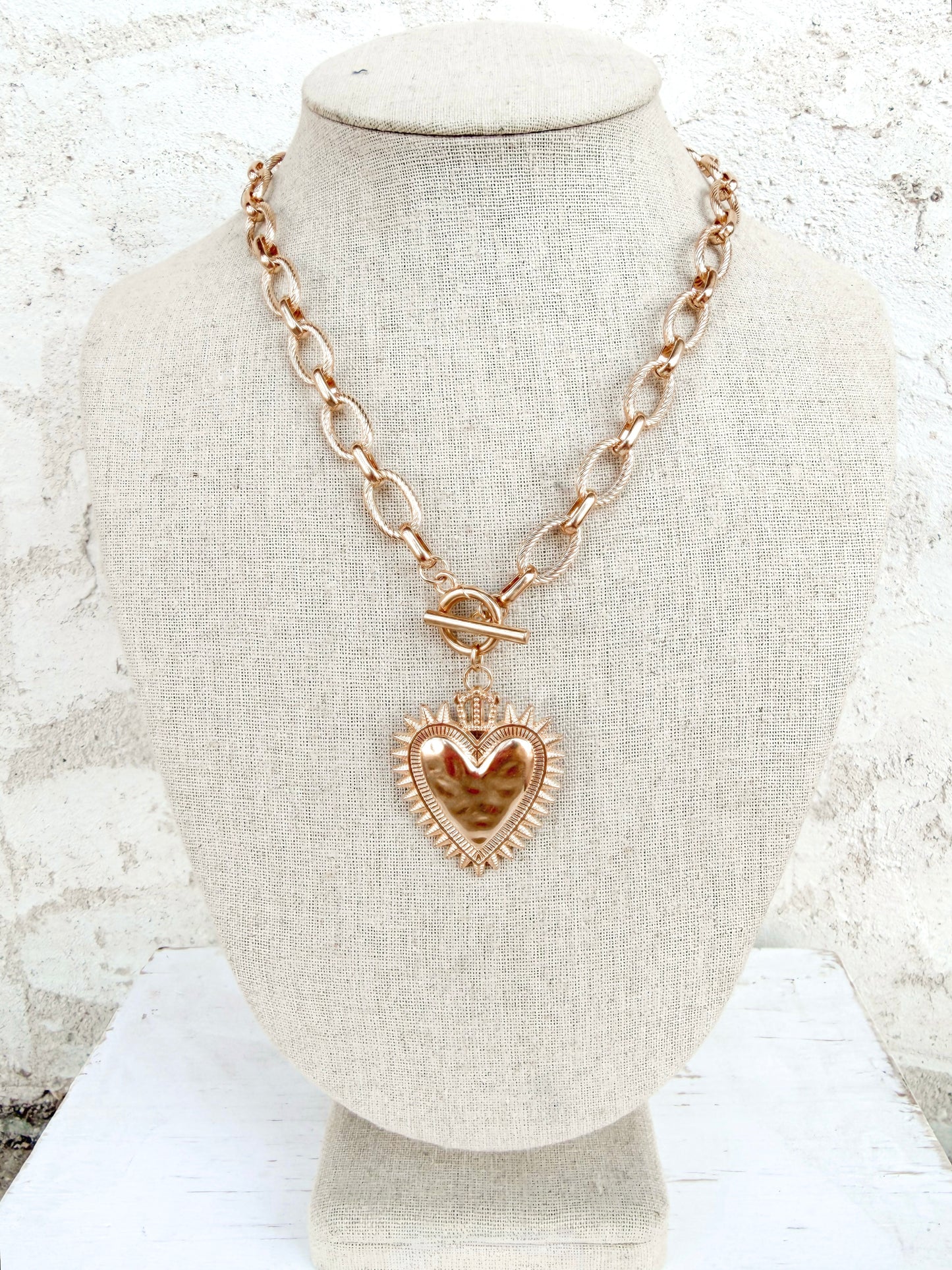 Spiked Heart Chunky Chain Toggle Necklace