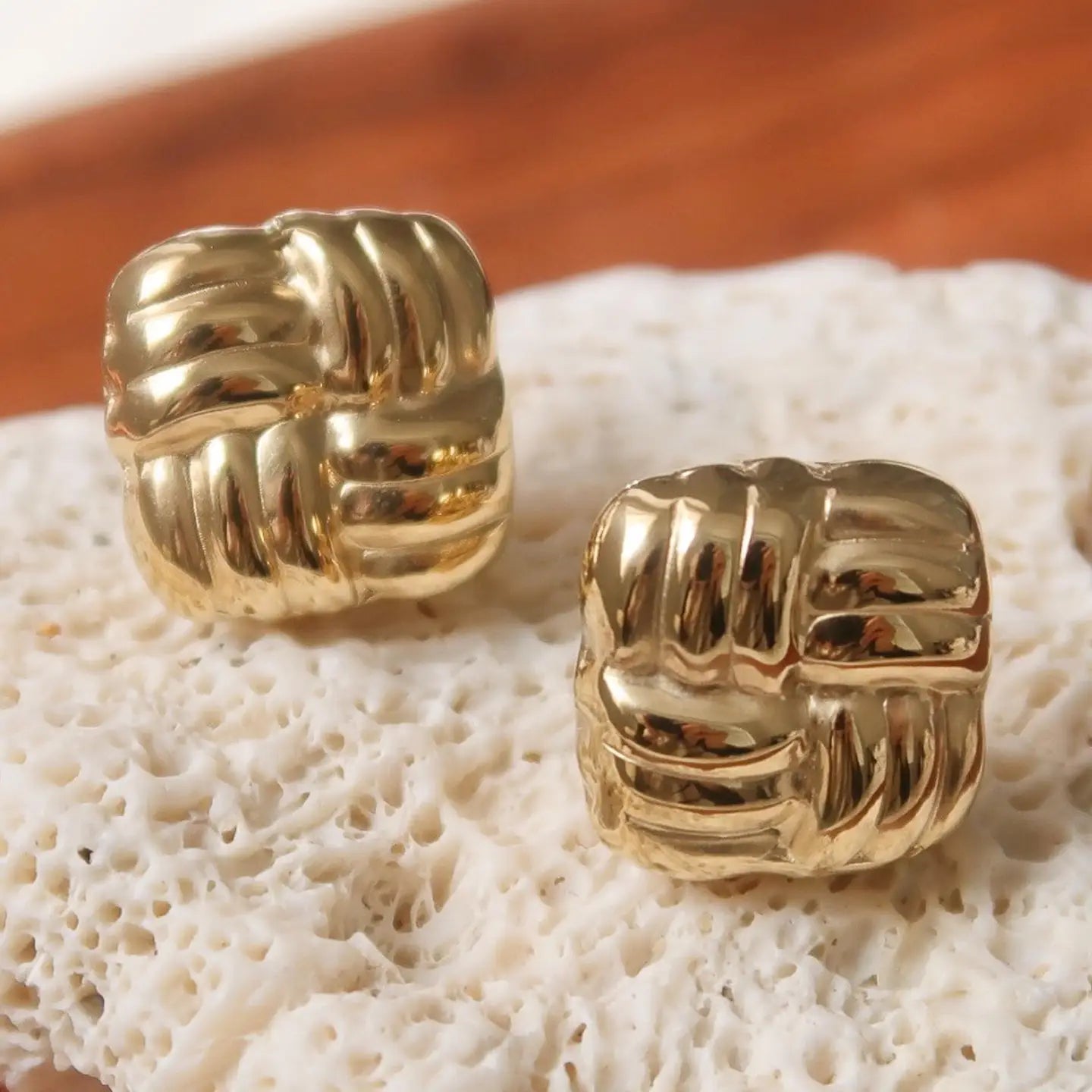 Luella 18K Gold Non-Tarnish Textured Knot Stud Earring