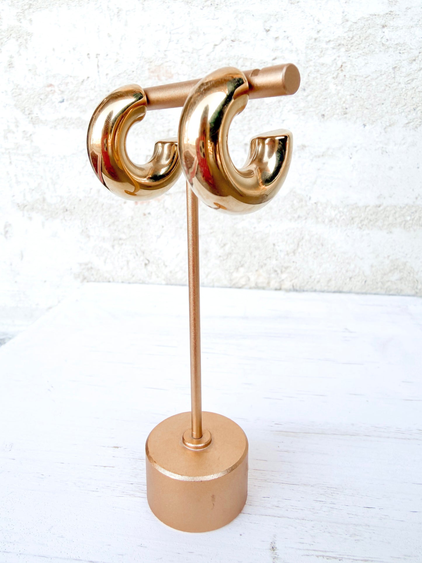 Polished Hollow Daily Hoop Earrings
